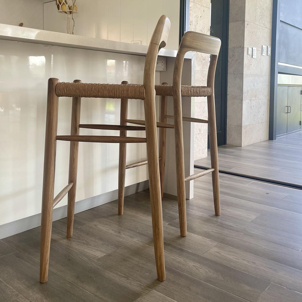 Banqueta Moller petiribi tejida — foto 2