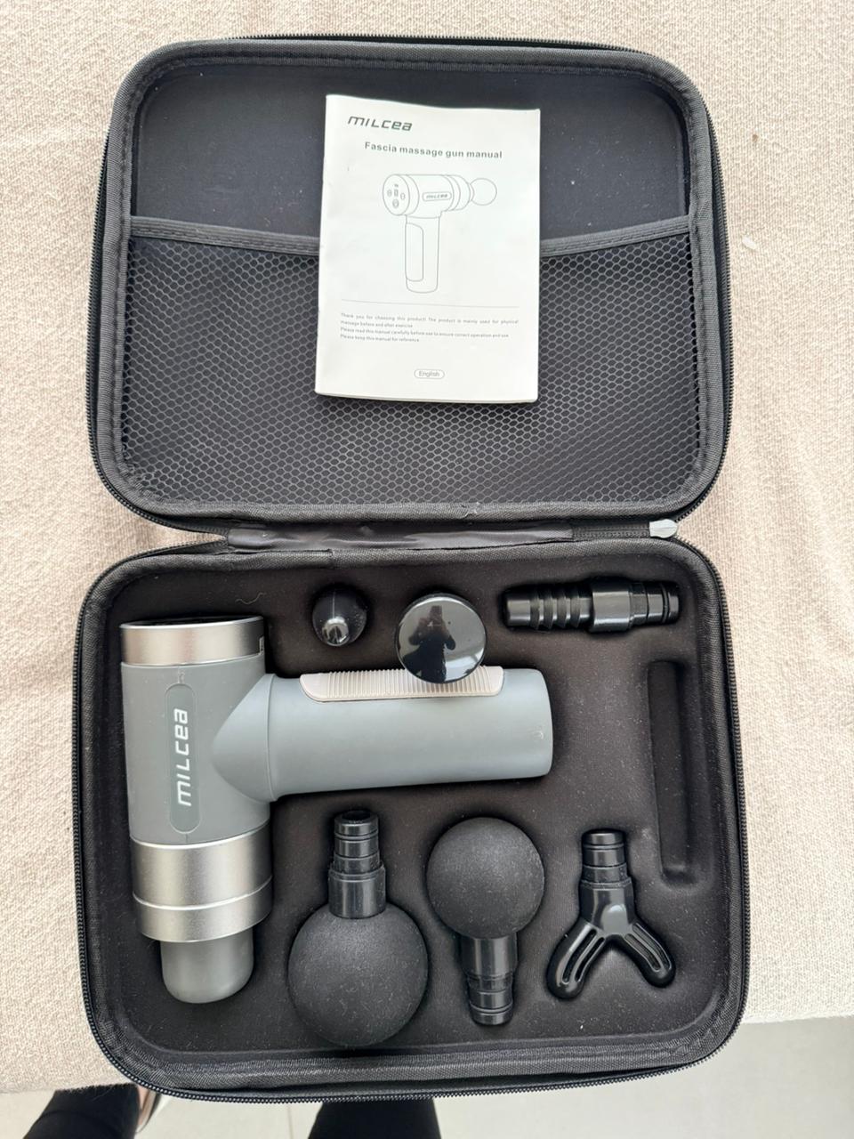 Milcea Fascia Massage Gun — Kit con Maletín y 6 Cabezales